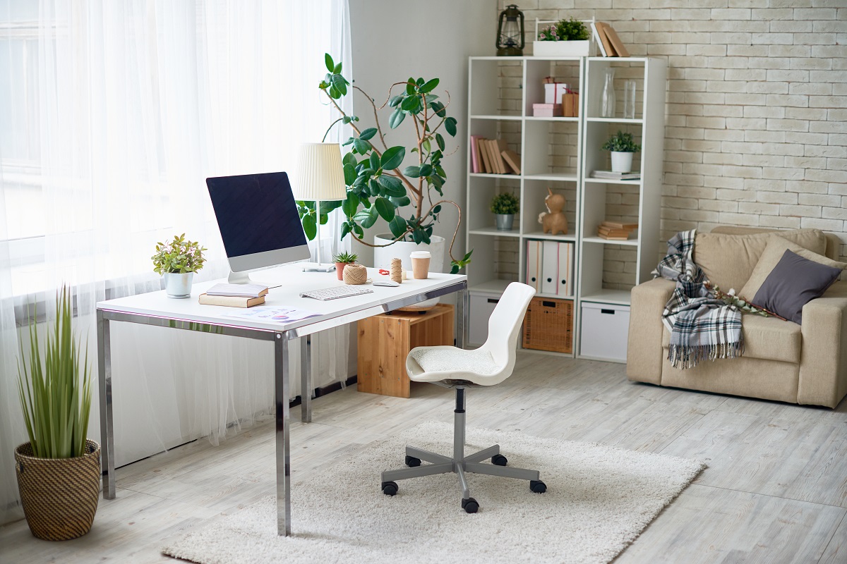Home office ou sala coworking? Que tal self storage?